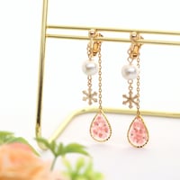 和紙のイヤリング/ピアス＊ドロップ＊雪チャーム＊コットンパール /ピンク
