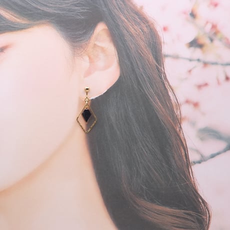 ひし形フープ｜美濃和紙のイヤリング・ピアス｜上品な和モダンスタイル｜深紫