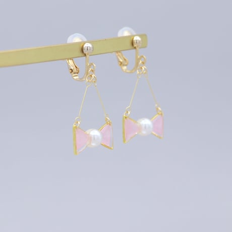 小さなリボン＊美濃和紙のイヤリング/ピアス＊ピンク