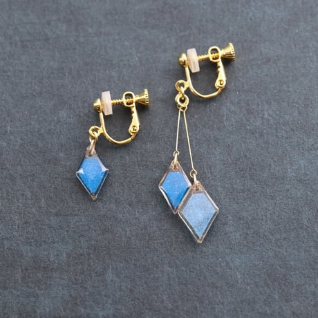 ひし形アシメ【美濃和紙のイヤリング/ピアス】青×水色
