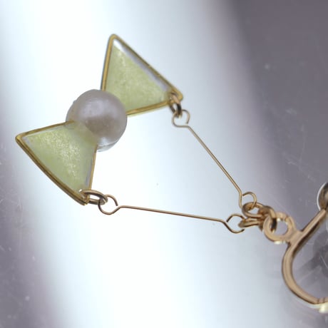 小さなリボン＊美濃和紙のイヤリング/ピアス＊黄色