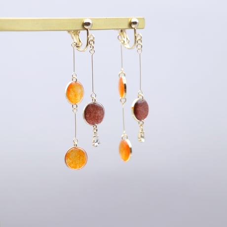 前後で揺れる水玉＊美濃和紙のイヤリング/ピアス＊茶色× オレンジ