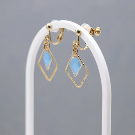 ひし形フープ｜美濃和紙のイヤリング・ピアス｜上品な和モダンスタイル｜水色
