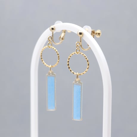 フープとスティック【美濃和紙のイヤリング/ピアス】水色