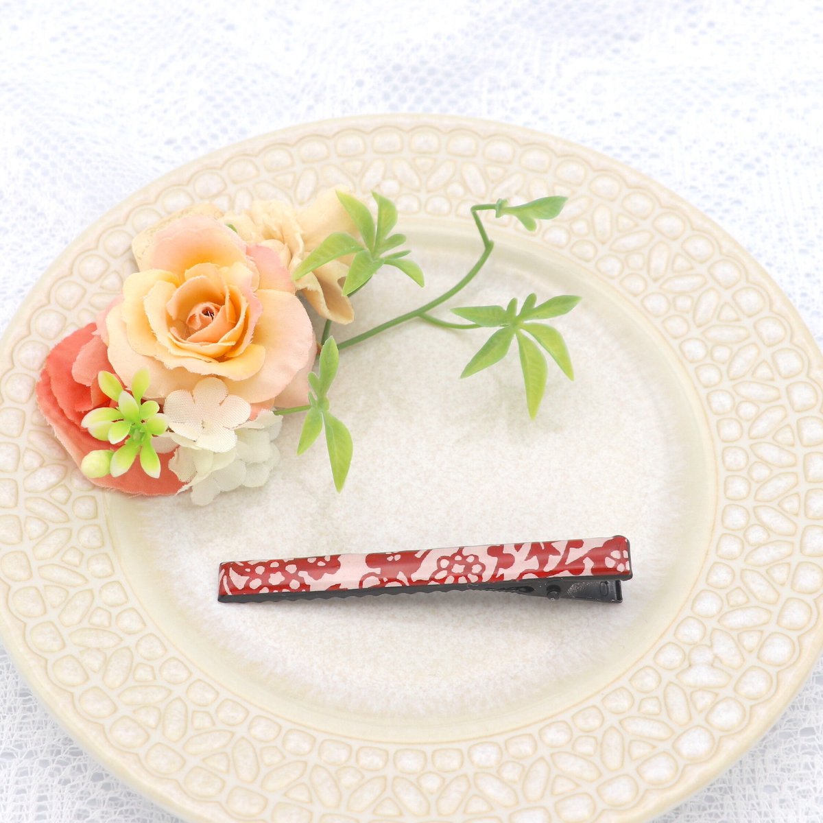 和紙のヘアクリップ＊和柄＊赤-花柄 | マッチュルーム 