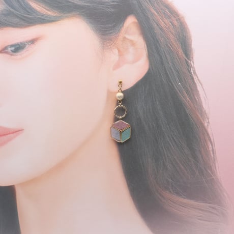 キューブ風3色＊美濃和紙のイヤリング/ピアス＊パステルカラー