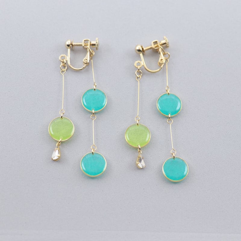 前後で揺れる水玉＊美濃和紙のイヤリング/ピアス＊黄緑×緑