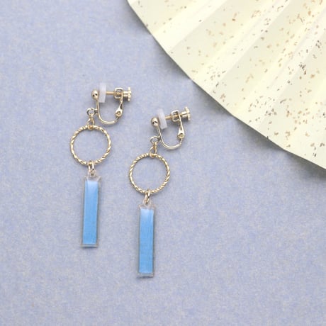 フープとスティック【美濃和紙のイヤリング/ピアス】水色