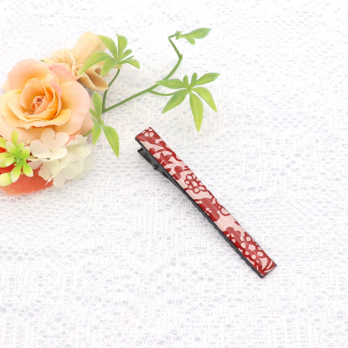 和紙のヘアクリップ＊和柄＊赤-花柄 | マッチュルーム 