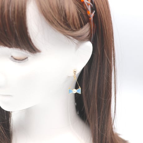 小さなリボン＊美濃和紙のイヤリング/ピアス＊水色