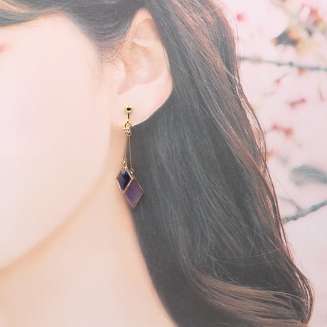 ひし形アシメ【美濃和紙のイヤリング/ピアス】深紫×藤色