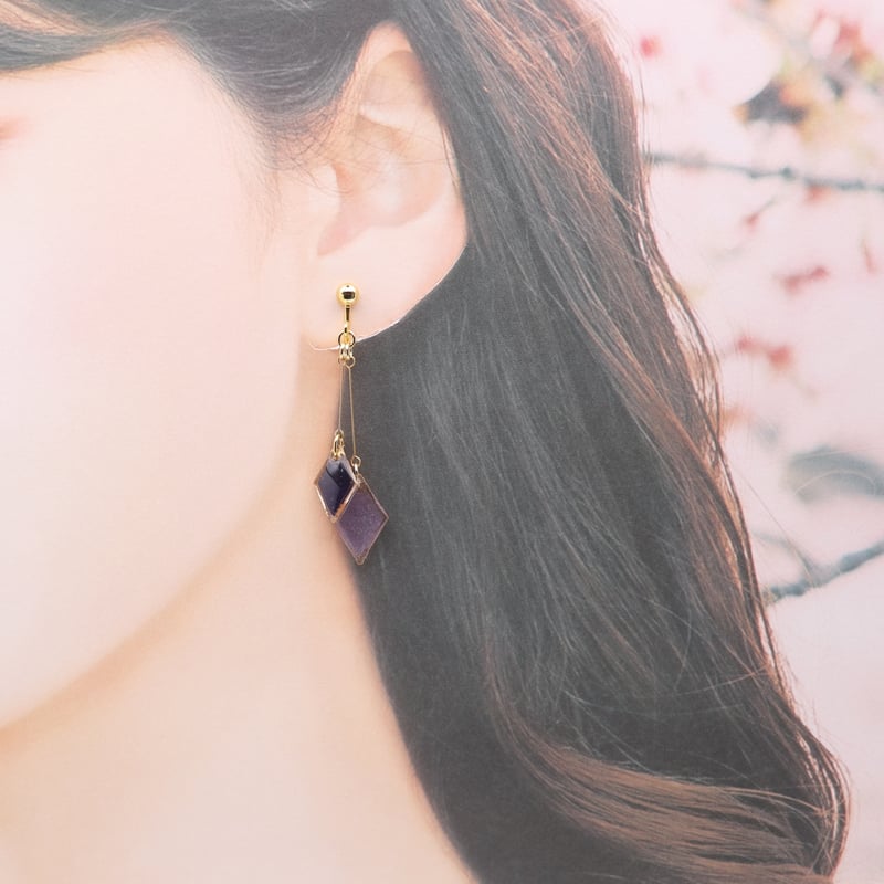 ひし形アシメ【美濃和紙のイヤリング/ピアス】深紫×藤色 | マッチュルーム
