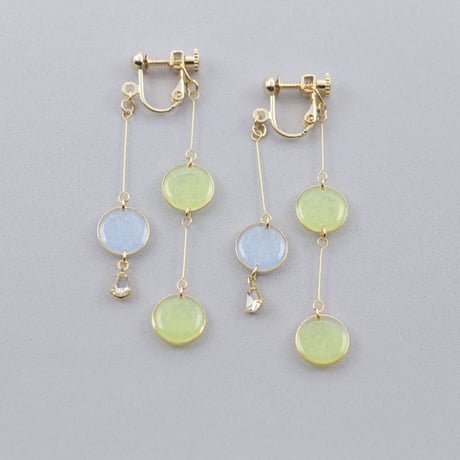 前後で揺れる水玉＊美濃和紙のイヤリング/ピアス＊ブルーグレー×黄色