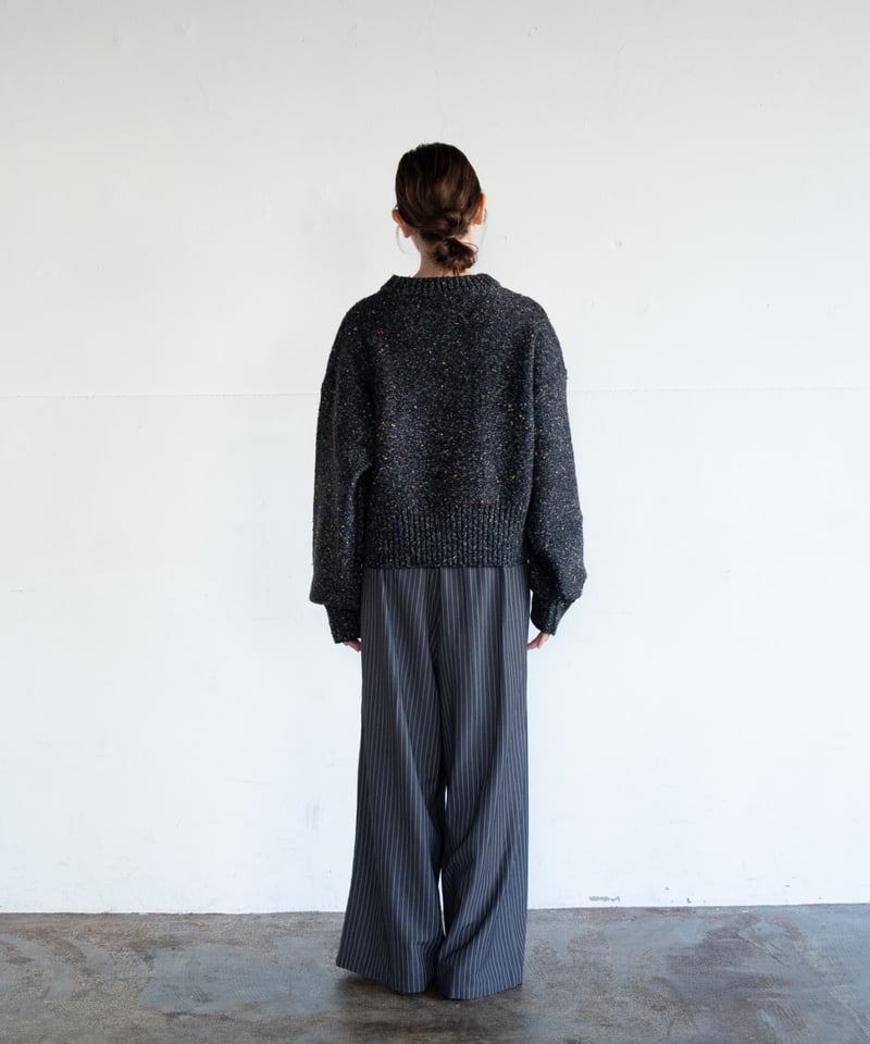 ADERERRORダークグレー ストライプ ワイドレッグパンツ 新品タグ付き ADERERRORダークグレー ストライプ ワイドレッグパンツ 新品タグ