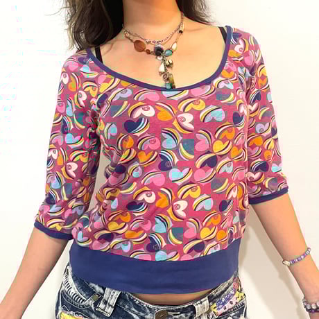 トップス Pompom トップス P.A.M. P is for pam pam: Presenting a Bold Take on