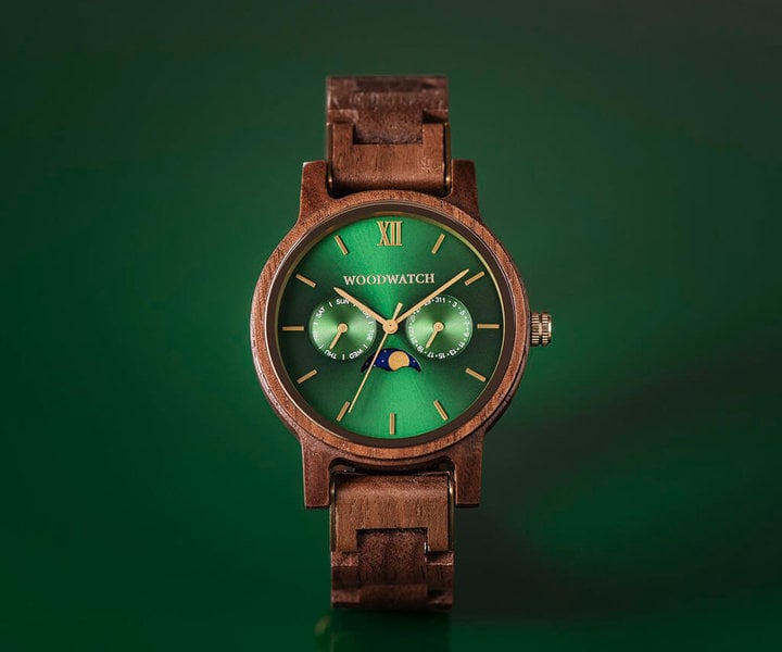 木製アナログ腕時計 緑と茶色 fit=scale-down,w=1200