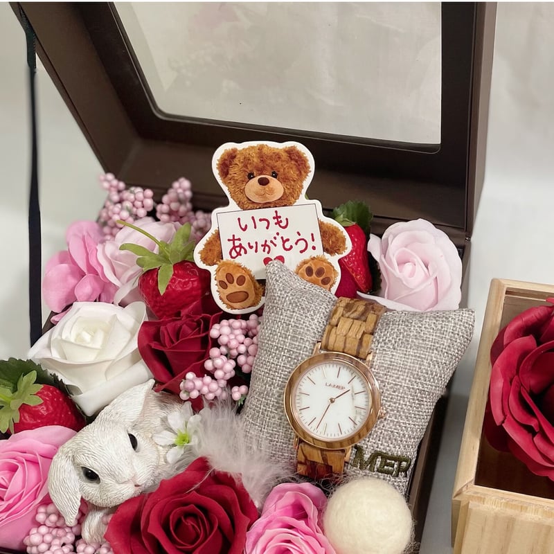 大切に飾っておりましたが、飾りきれなくなり…お譲り致します。キーフックのみです 大切に飾っておりましたが、飾りきれなくなり…お譲り致します