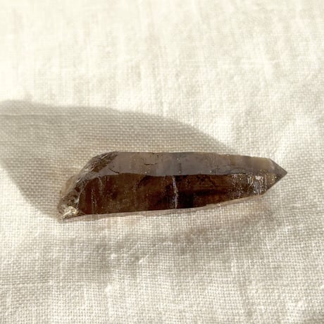 ちゅるちゅる黒系レムリアン水晶 (1)