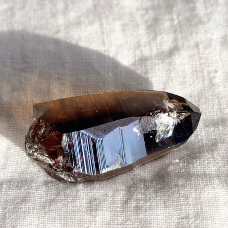 ちゅるちゅる黒系レムリアン水晶 (17)
