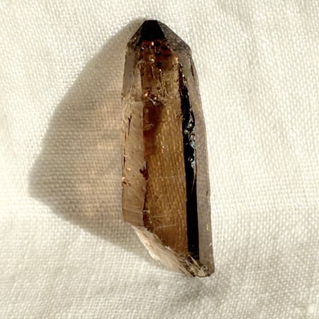 ちゅるちゅる黒系レムリアン水晶 (2)