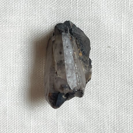 高波動 陰陽水晶 9（ダブルポイント・レムリアン）虹