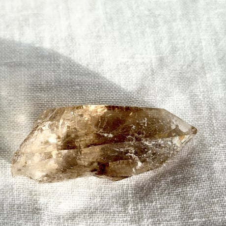 ちゅるちゅる黒系レムリアン水晶 (12)
