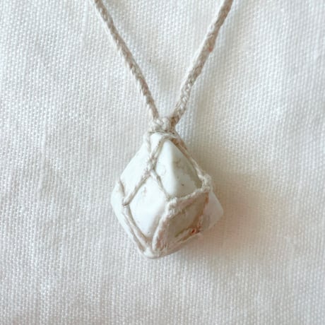 糸魚川翡翠⚪︎石包ペンダント (5)