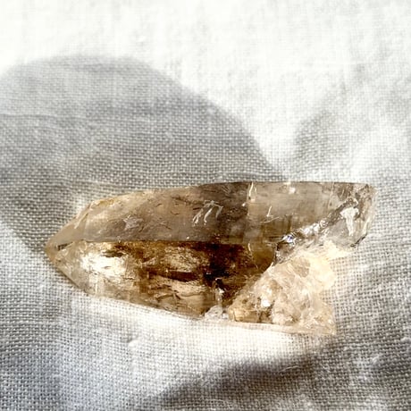 ちゅるちゅる黒系レムリアン水晶 (12)