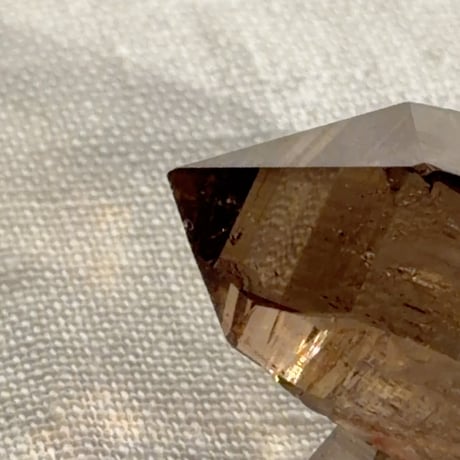 ちゅるちゅる黒系レムリアン水晶 (11)