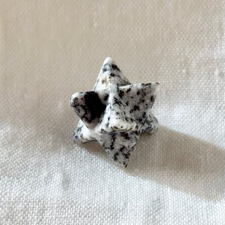 鞍馬石・マカバ  (1)