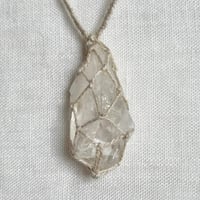 【音奉納サチャロカクォーツ】熟成錬金⚪︎石包ペンダント (1)