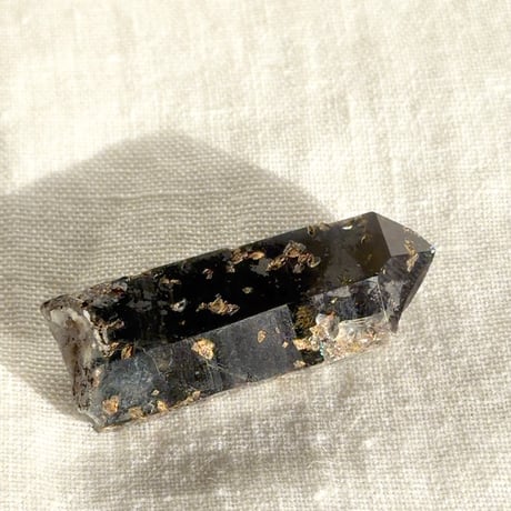 ちゅるちゅる黒系レムリアン水晶 (3)