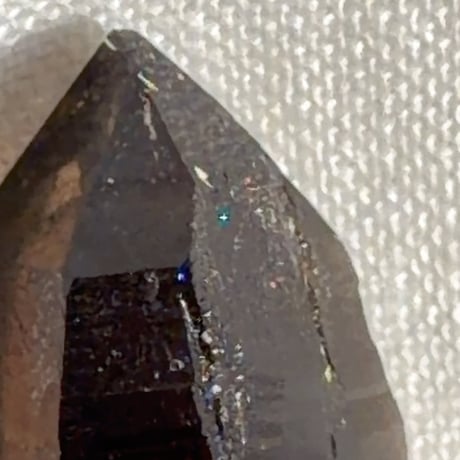 ちゅるちゅる黒系レムリアン水晶 (13)