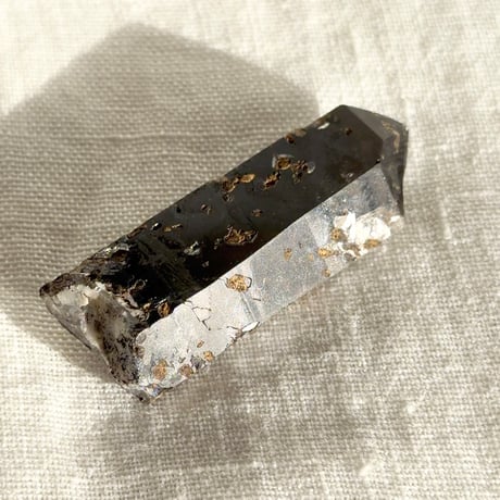 ちゅるちゅる黒系レムリアン水晶 (3)