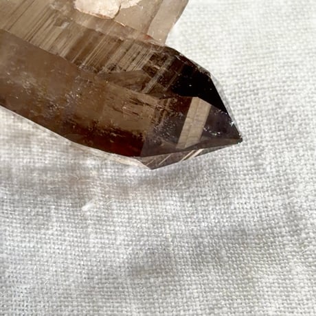 ちゅるちゅる黒系レムリアン水晶 (11)