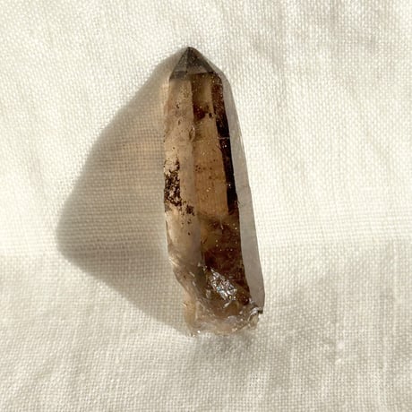 ちゅるちゅる黒系レムリアン水晶 (1)