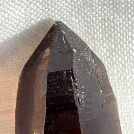 ちゅるちゅる黒系レムリアン水晶 (13)