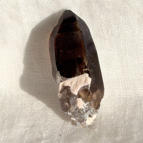 ちゅるちゅる黒系レムリアン水晶 (13)