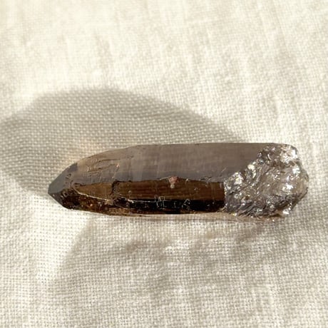 ちゅるちゅる黒系レムリアン水晶 (2)