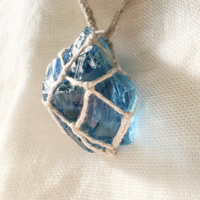 アンダラクリスタル⚪︎石包ペンダント ⑶ ロイヤルブルー/大天使