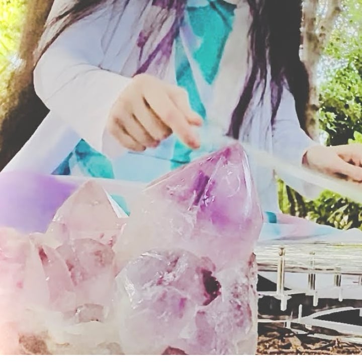 【恋愛・浄化】ラベンダーアメジストクラスター⭐️皿⭐️キラキラ N79 Amazon.co.jp: レインボー ラベンダー アメジスト クラスター 原石 紫