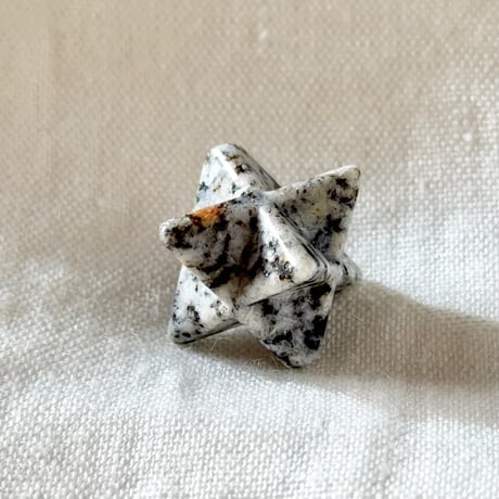 鞍馬石・マカバ  (1)