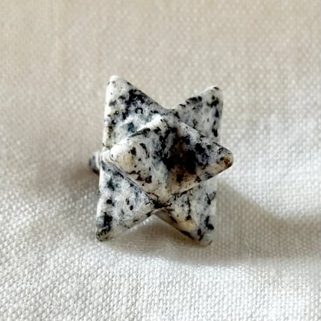 鞍馬石・マカバ  (2)