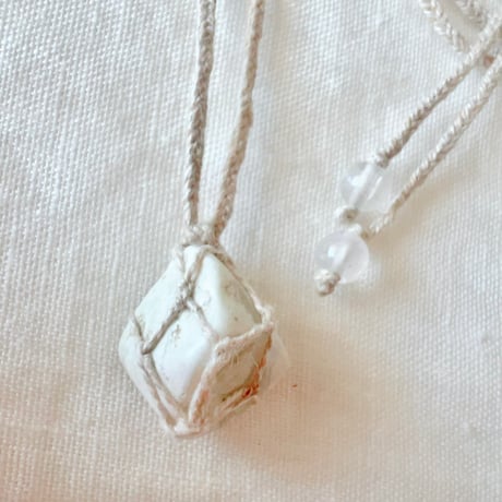 糸魚川翡翠⚪︎石包ペンダント (5)