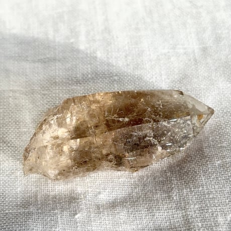ちゅるちゅる黒系レムリアン水晶 (12)