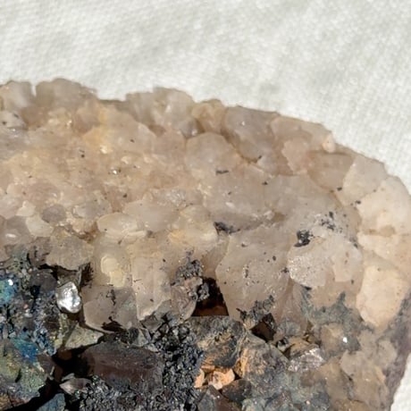 ブラックナイト虹水晶 (1)