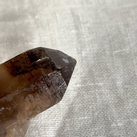 ちゅるちゅる黒系レムリアン水晶 (14)