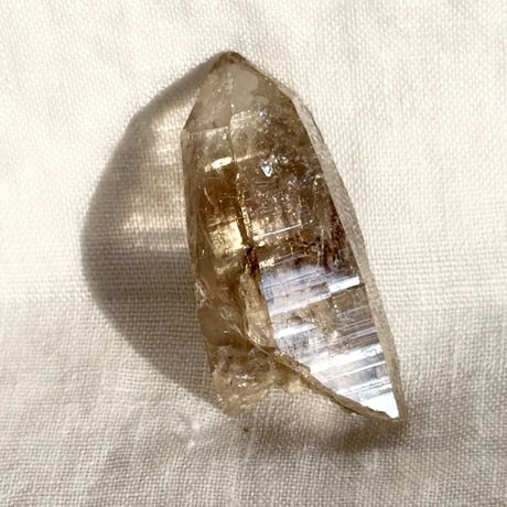 ちゅるちゅる黒系レムリアン水晶 (12)