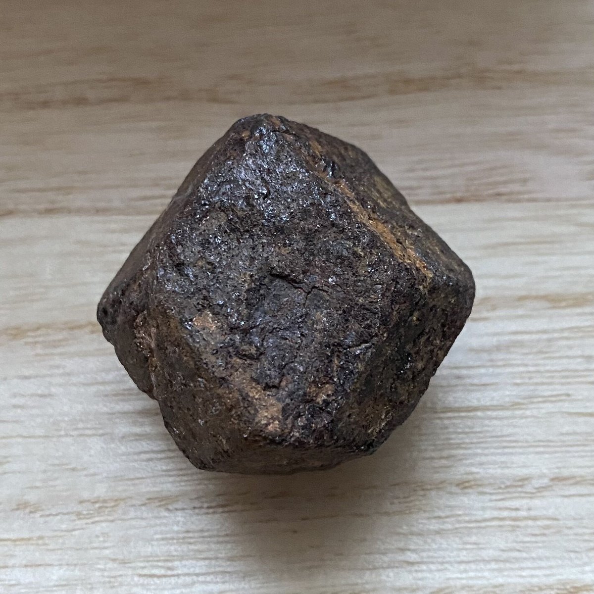 ネガティブエネルギーから強力に守護する‼️ ガーネット原石 fit=scale-down,w=1200