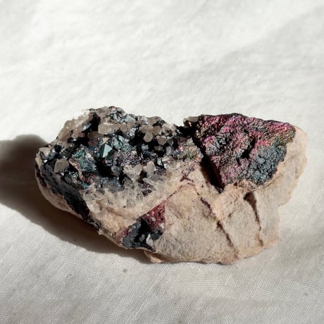 ブラックナイト虹水晶 (2)